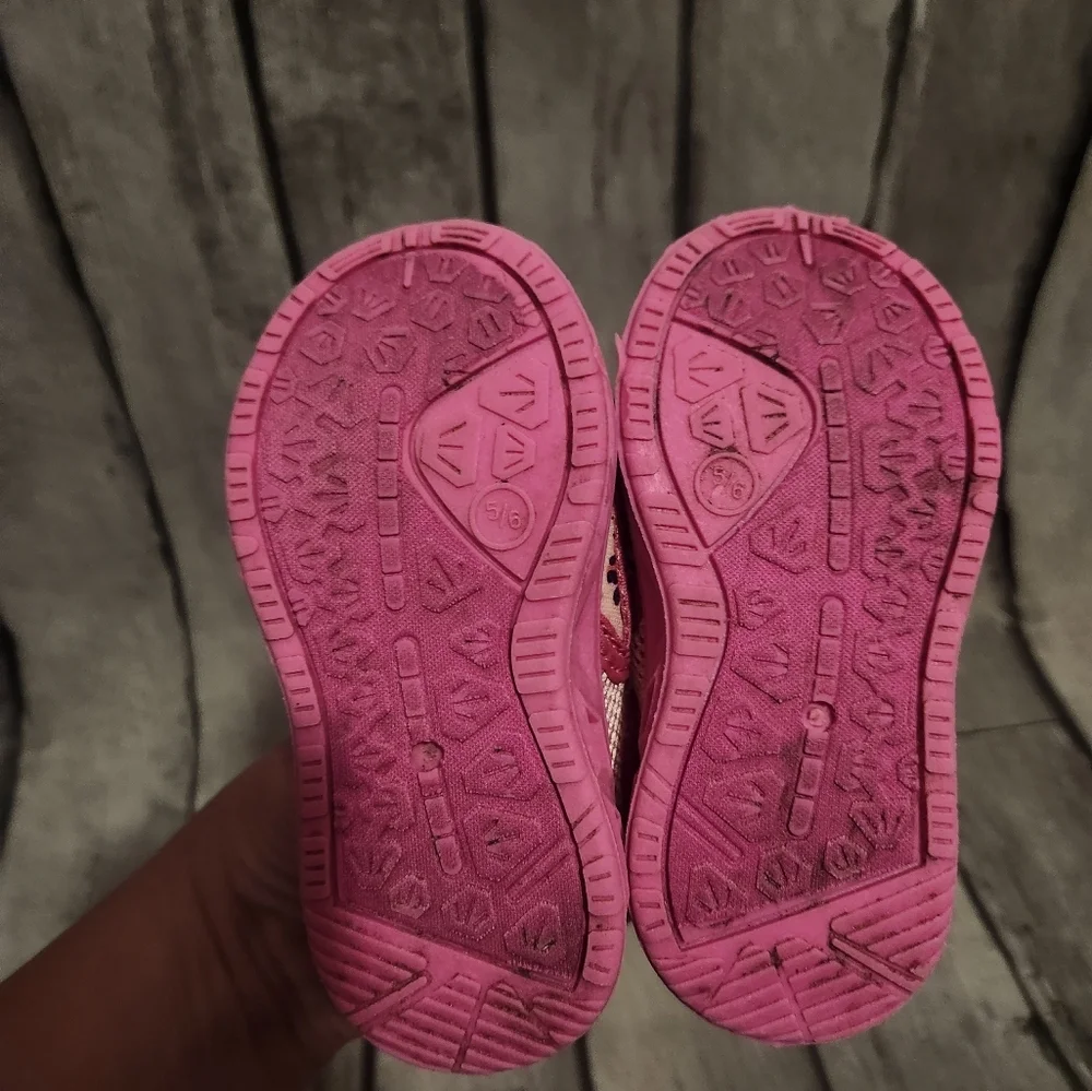 Minnie Mouse Slip‎ On Water Shoes
